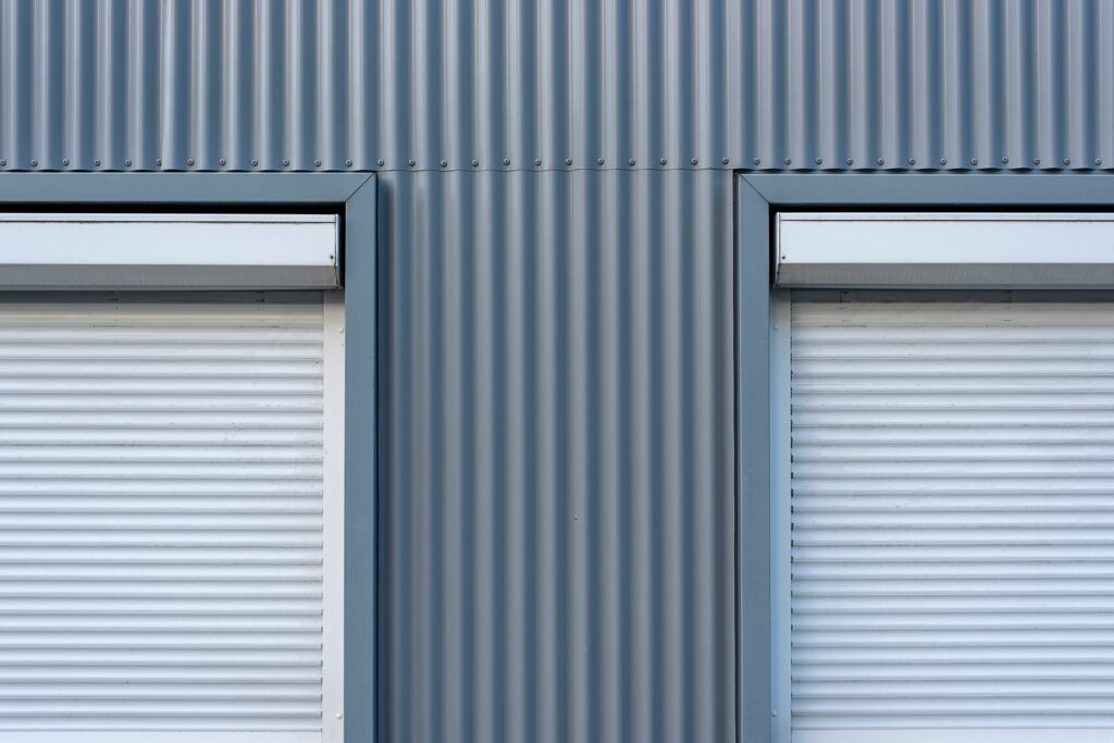façade finition acier